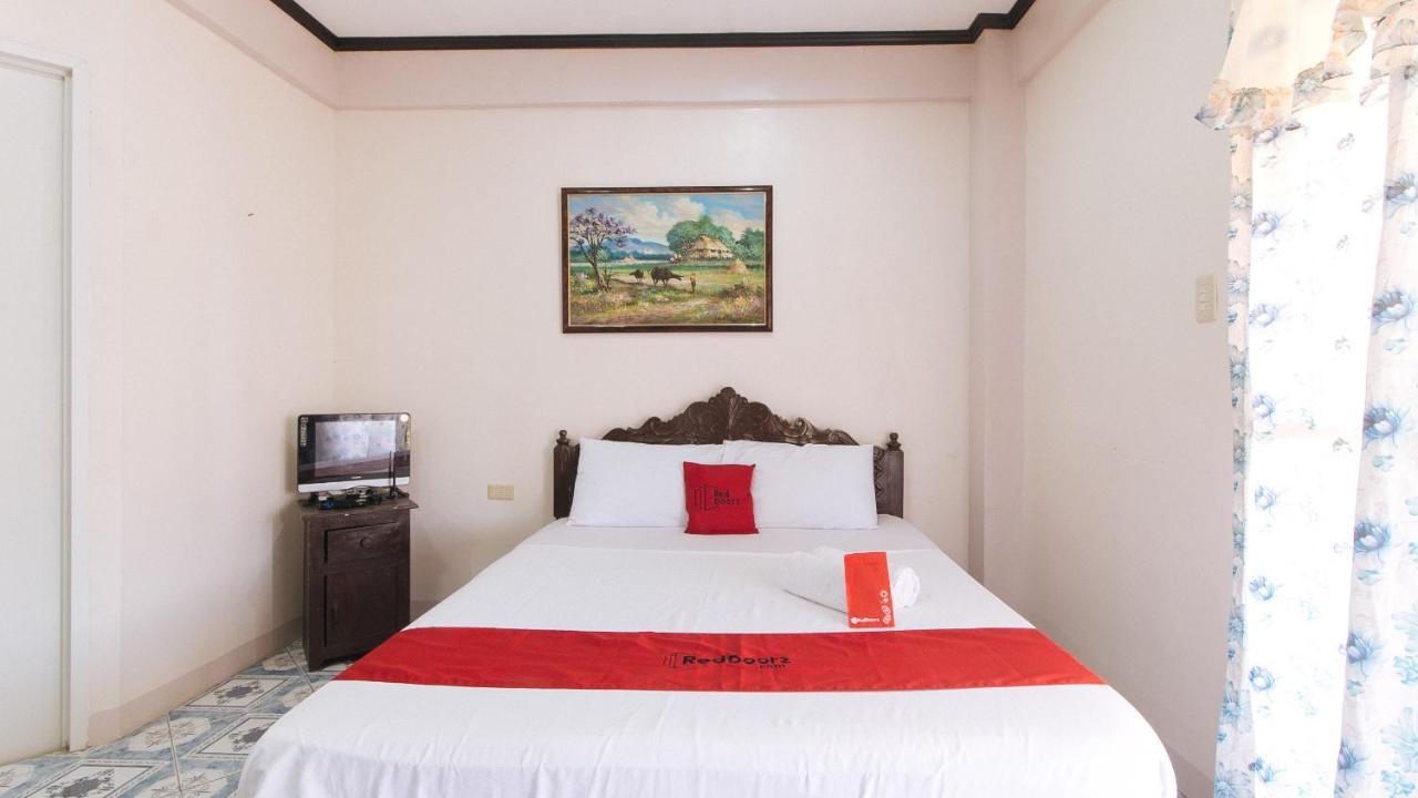 Reddoorz @ Seasun Beach Resort And Hotel Zambales Santa Cruz  Buitenkant foto